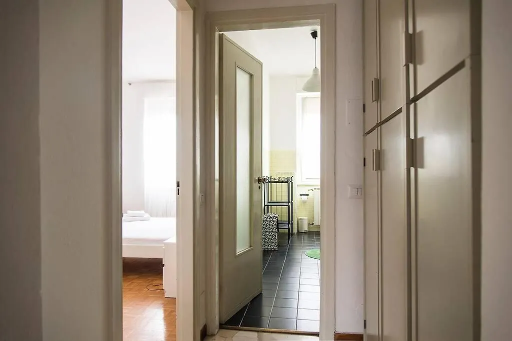 Youhosty - Villoresi 6P, 5 Apartman Milánó