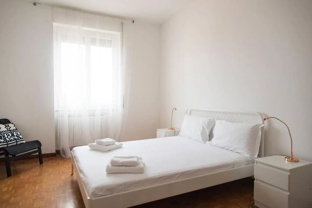 Youhosty - Villoresi 6P, 5 Apartman Milánó 0*,  Olaszország