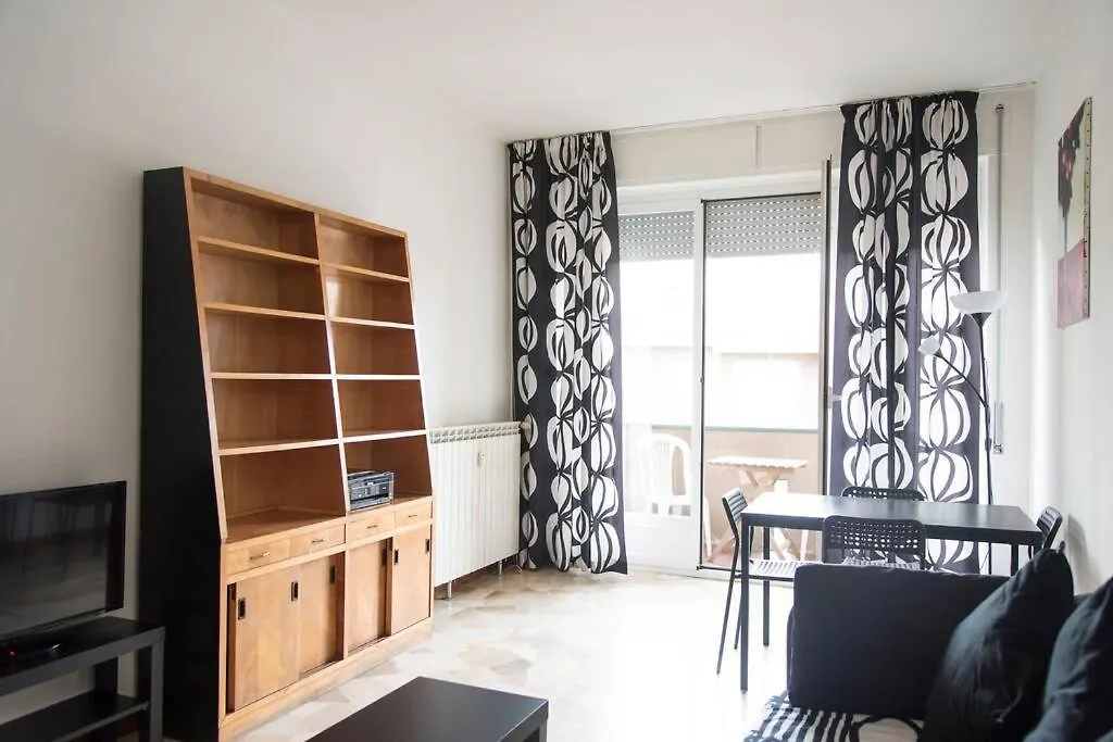 Youhosty - Villoresi 6P, 5 Apartman Milánó